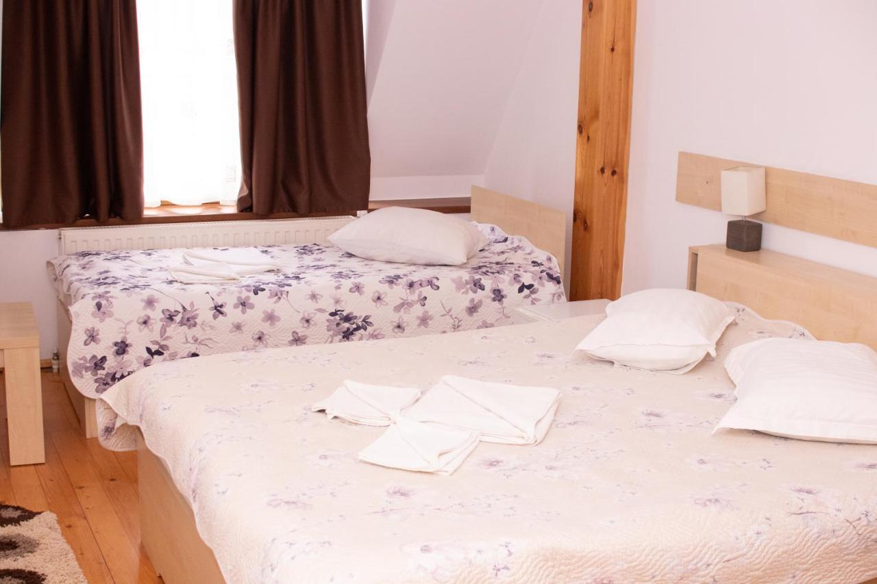 Bicaz-Chei Hotel Екстериор снимка