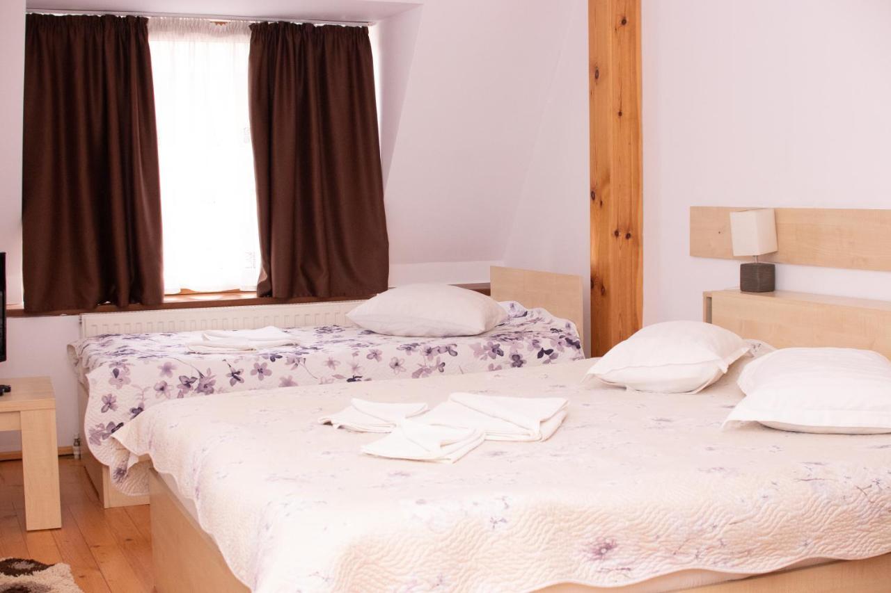 Bicaz-Chei Hotel Екстериор снимка